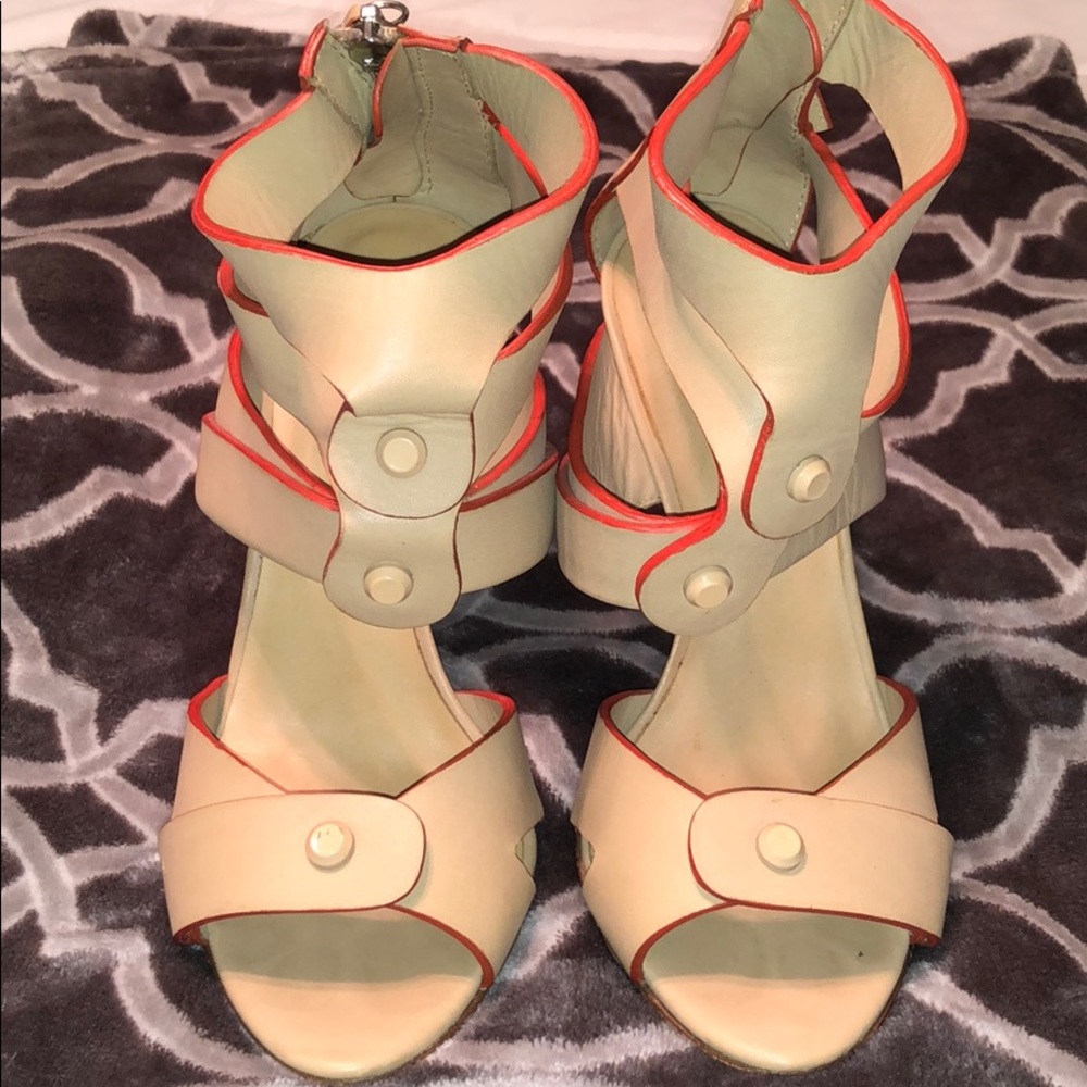 LAMB Heels
